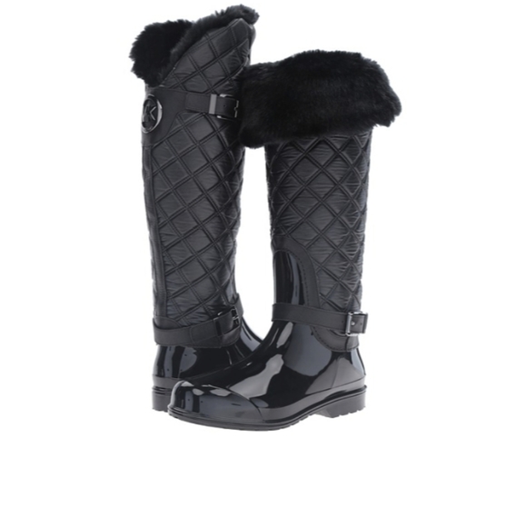 Michael Kors Shoes - Michael Kors 10 Quilted Navy Fulton Boots